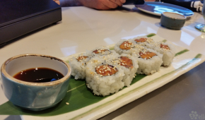 Food Republic | Spicy Tuna Sushi